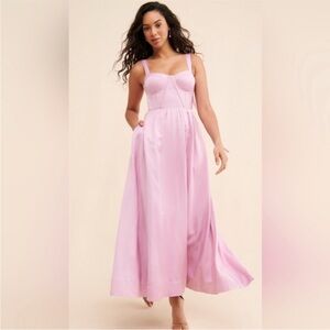 Aureta Showstopper midi dress